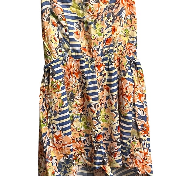 Floral and blue stripe Strapless romper - Picture 3 of 8